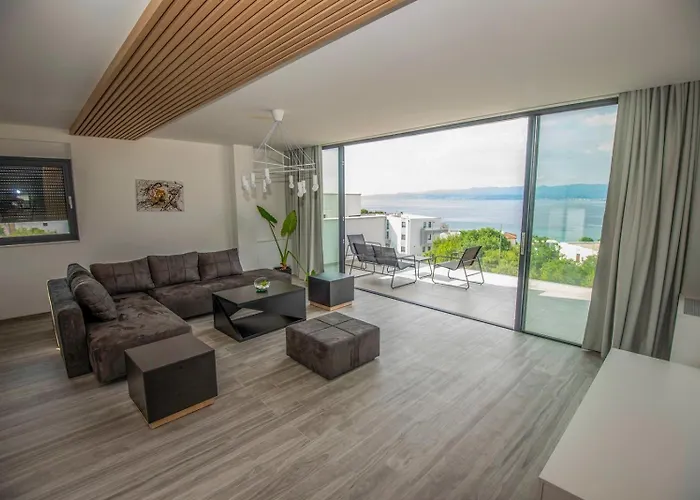 Luxury Penthouse Malinska-rova