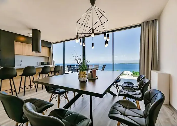 Luxury Penthouse Malinska-rova Apartment
