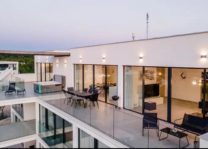 Luxury Penthouse Malinska-rova Apartment Malinska