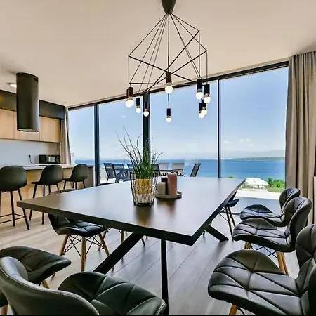 Luxury Penthouse Malinska-rova Apartment