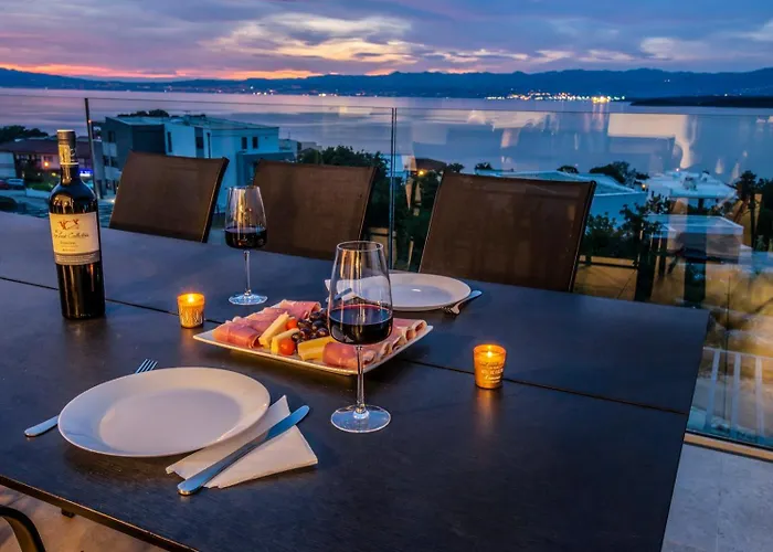 Luxury Penthouse Malinska-rova Apartament