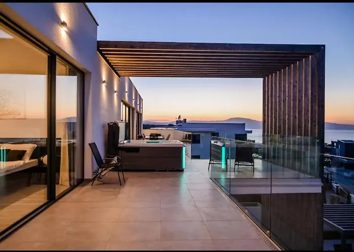 Luxury Penthouse Malinska-rova